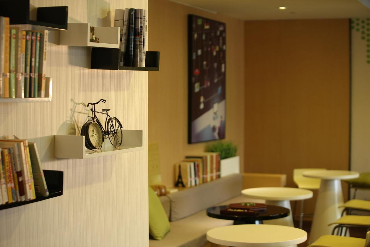 Iu Hotel Ruoyang Yiyang Wenhua Road Exterior foto